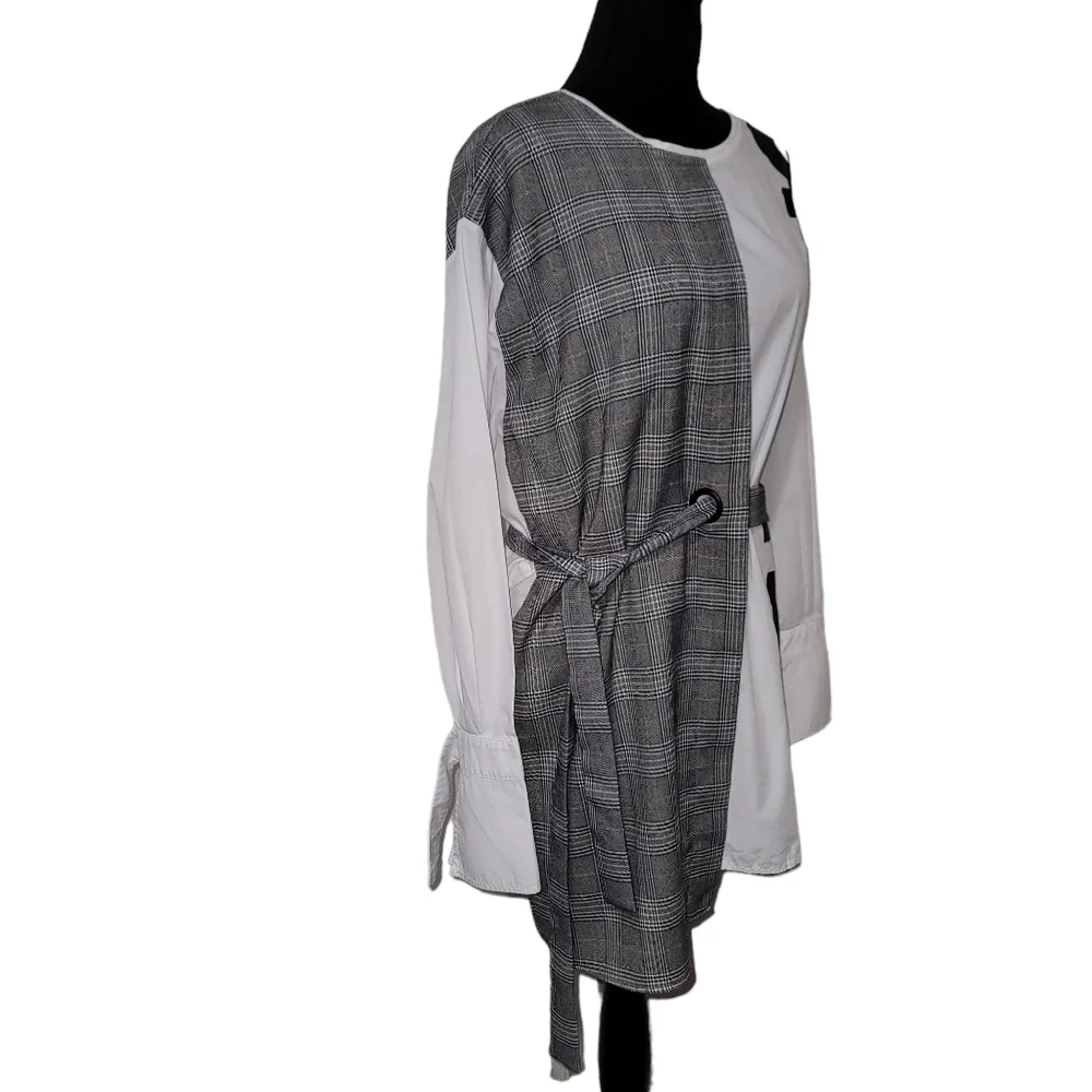 Zara Black and White Asymmetrical Long Sleeve Blouse - Picture 3 of 8